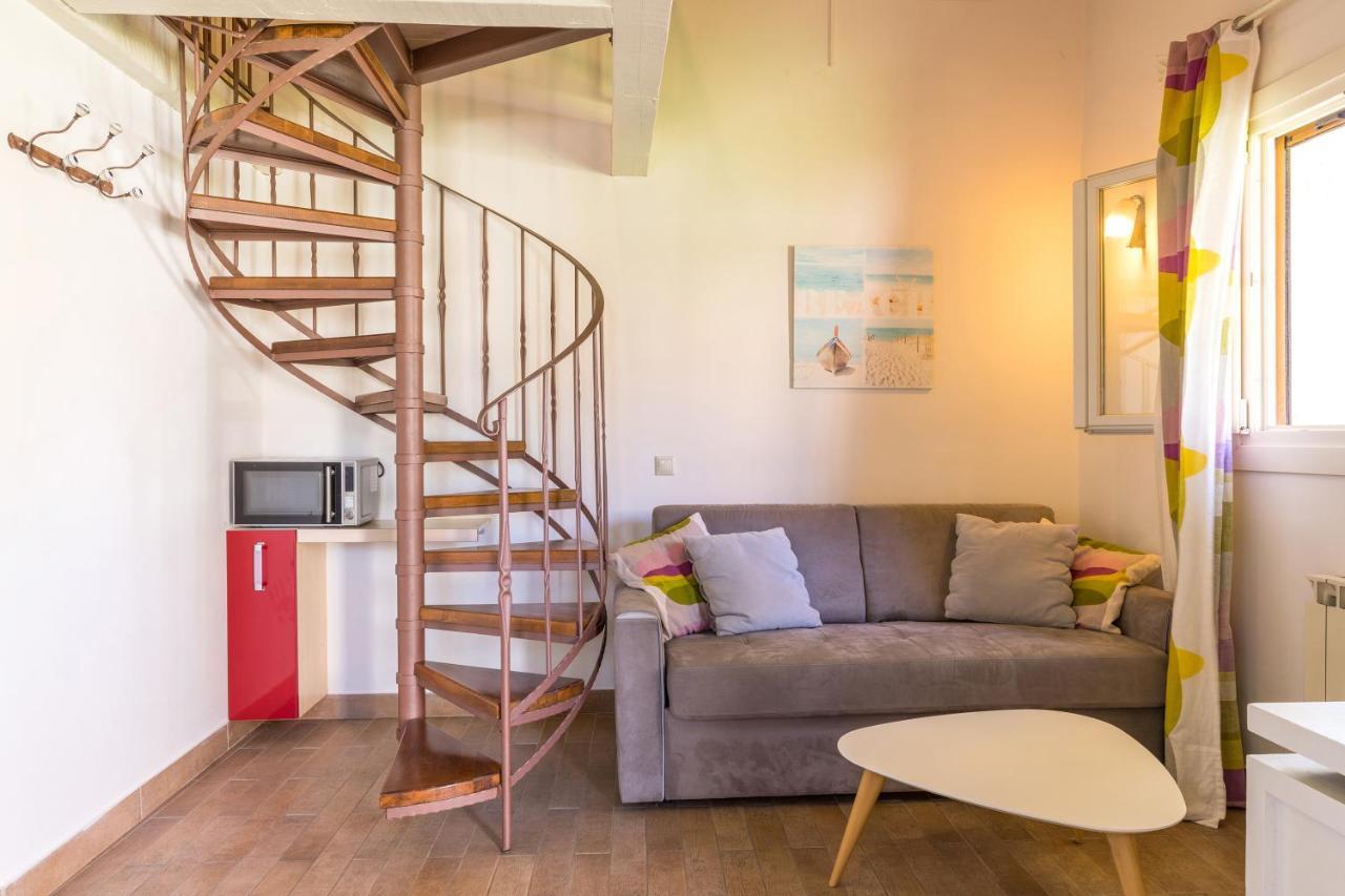 Petrinos Cottage Dafnila Zewnętrze zdjęcie